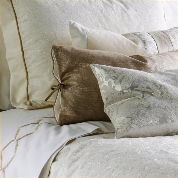 Kayla Pillow Group